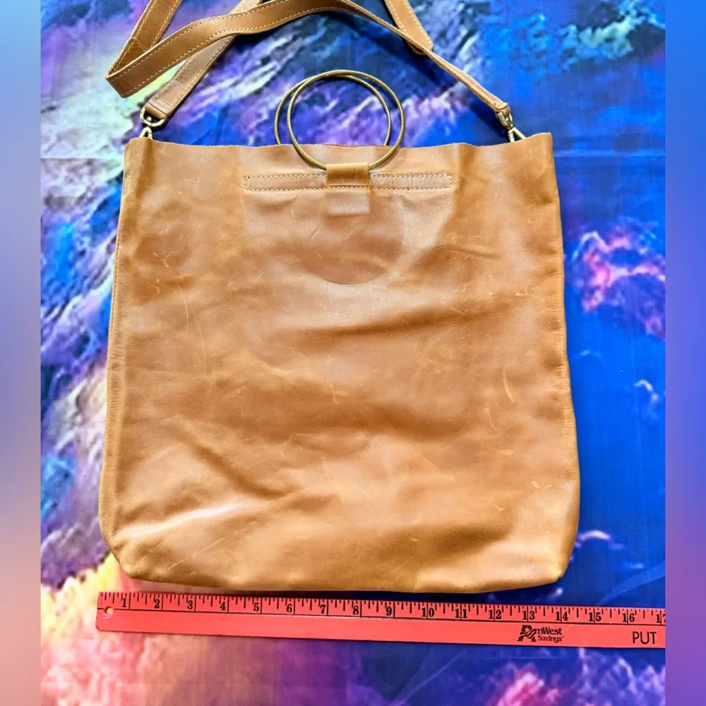Super 🔥 Deal Sseko Tan Leather Shoulder Bag with Carry Metal Rings 
🤜👜🤛 - Picture 6 of 12